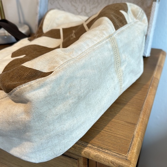 🥂❤️❤️ Salvatore Ferragamo Cream & Brown Canvas Shopping Tote w/ Leather Handles - Picture 4 of 7